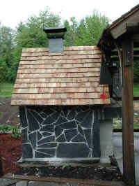 north wall complete.JPG (255336 bytes)