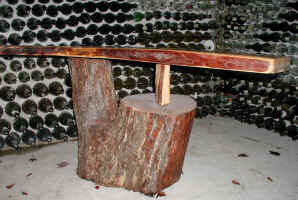 table side.jpg (729009 bytes)